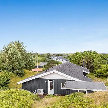 Tineke - 800m From The Sea By Interhome Holiday home